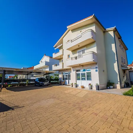Apartment Danijela Kaštela