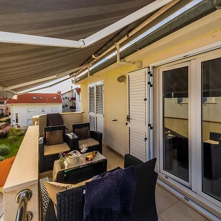 Danijela Apartment Kastela